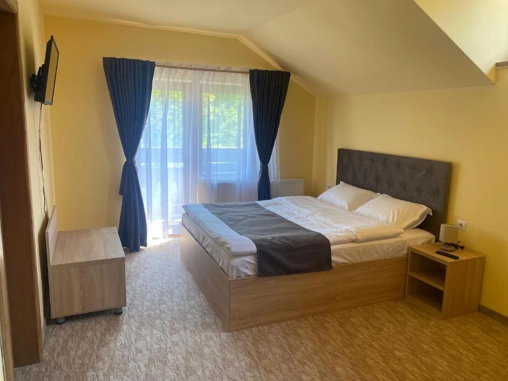 Bedroom with balcony access