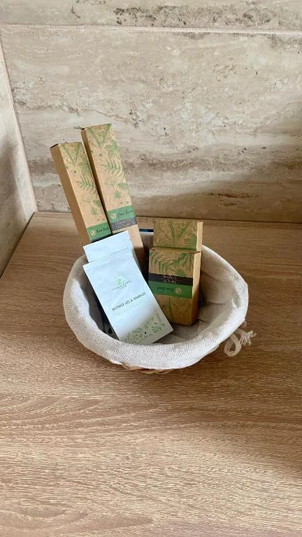 Bathroom toiletries