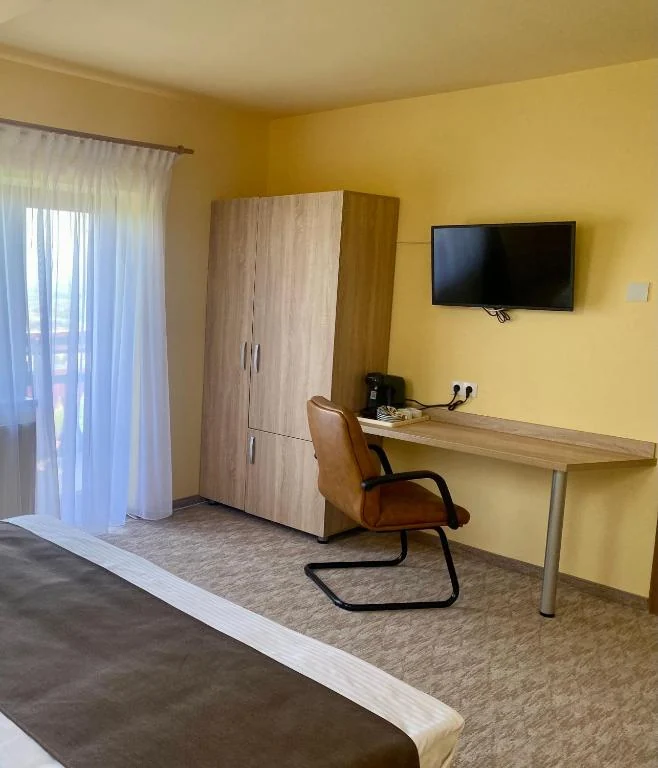 In-room workspace